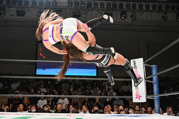 NEW JAPAN PRO-WRESTLING