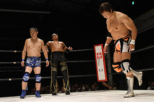 新日本プロレス ミニリング　値下げしました TAKATAICHI TOUR』第1弾で小島軍（仮）が一夜限り（!?）の復活