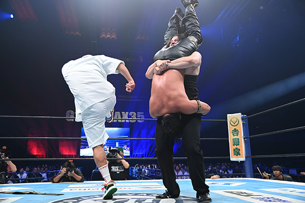 Yuto-Ice & OSKAR　Knock Out Brothers 　直筆 Yuto-Ice＆OSKARの“K.O.B”に凱旋後、初の直撃インタビュー！9.28神戸で