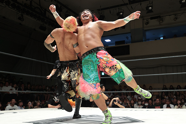 怒涛の大攻勢で、高橋ヒロムがYO-HEYを撃破！GHCジュニアヘビー級王座