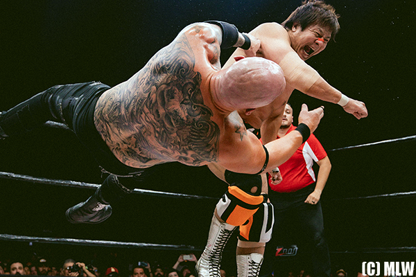 元WWE、現MLW世界タッグ王者のビショップ・ダイヤーを撃破！小島聡が