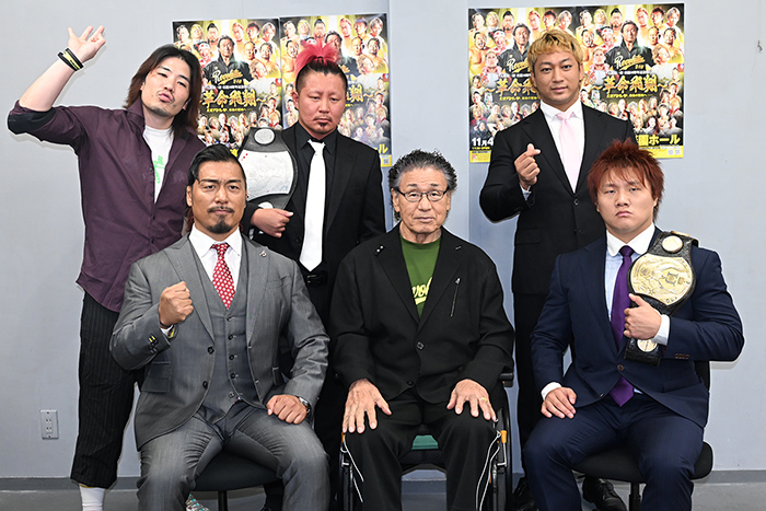日本伝統工芸正会員　一級宝石研磨士　天を翔け福を掴む　天翔龍　置物　※訳あり※ 楽天市場】ギフト お祝い ガラス細工 置き物 オブジェ 開運天翔