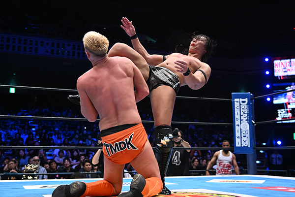 Alpha Ascends as Takeshita takes crown in Ryogoku | NEW JAPAN PRO