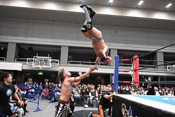 Super Jr. tag League B Block update: night 8 | NEW JAPAN PRO-WRESTLING