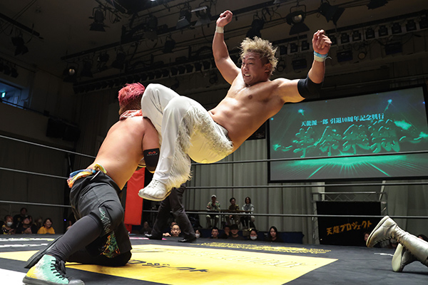 天龍源一郎 引退10周年記念興行 ～革命飛翔～ | 新日本プロレスリング