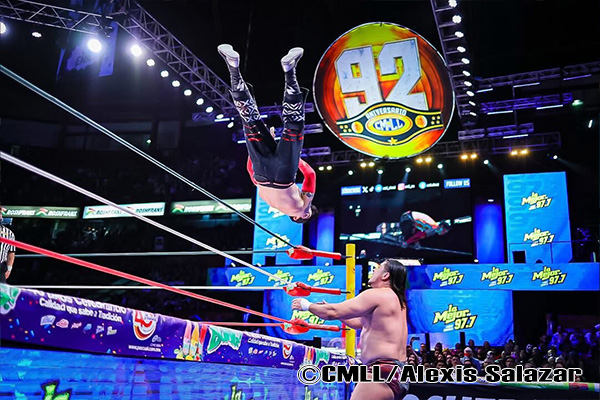 オロ＆ニエブラが2度目の挑戦でテンプラリオ＆TJPからSTRONG無差別級