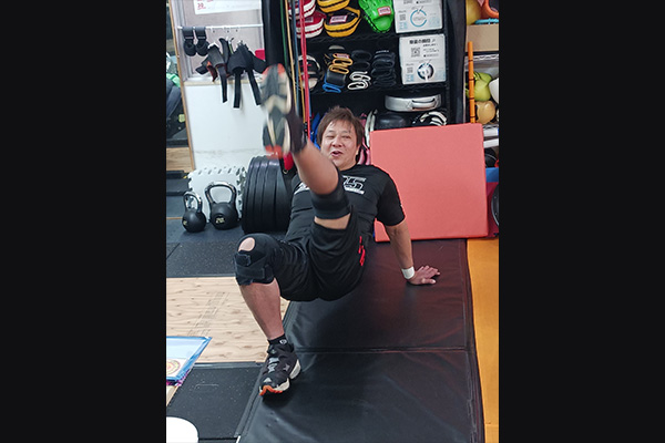 TTGC】11/23(日）小島聡選手が水道橋にある整体パーソナルジム Nature