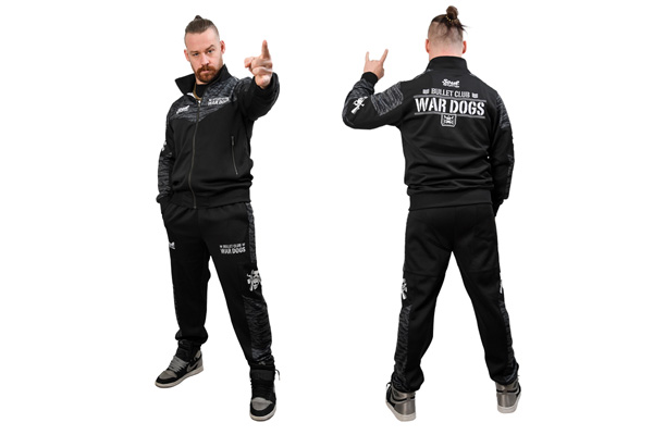新日本プロレス　ジャージセットアップ　バレットクラブ　ウォードッグス Amazon.co.jp: 新日本プロレス BULLET CLUB WAR DOGS SOUL SPORTS