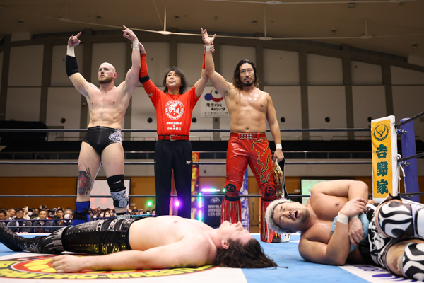 KYORITSU WRESTLING TEAM ウェア WTL final set as Tsuji, Kidd upset champions | NEW JAPAN PRO-WRESTLING