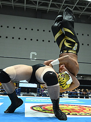 2025.12.19 1st Match 20 Minutes Limit | NEW JAPAN PRO-WRESTLING