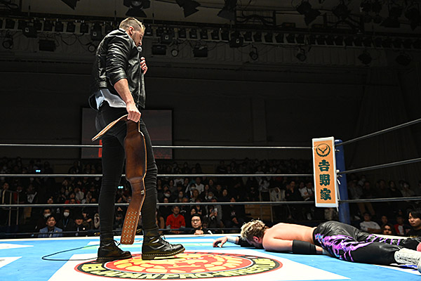 Christmas at Korakuen: ELP answers the Bell, Chris Brookes rings