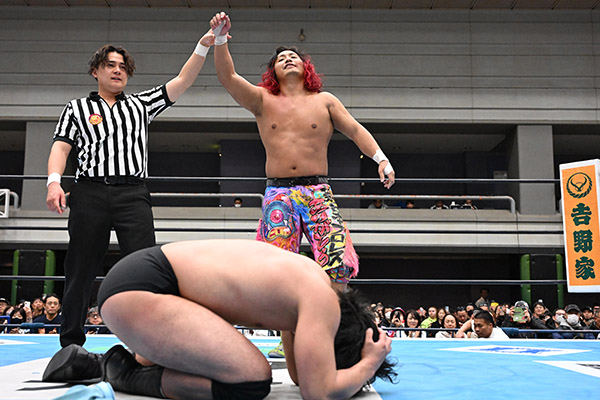 Hiromu educates, United Empire dominates ahead of New Beginning