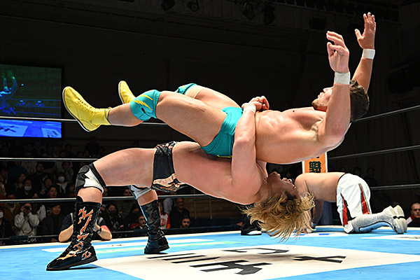 Hontai regain 6-Man Gold in Korakuen | NEW JAPAN PRO-WRESTLING