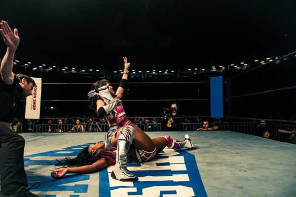 Syuri retains IWGP in NJ; Windsor aims for STRONG in UK 【NJoA