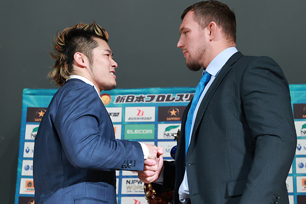 上村　石井　上村　プロ格ヒーローズ　新日本プロレス ストロングスタイルをぶつけ合おう！」上村の呼びかけに、ボルチンも