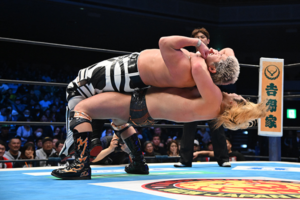 KOB hold off TMDK in grueling title defence | NEW JAPAN PRO-WRESTLING