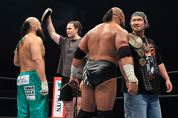 18 プロレスVHS 1990、10、25大阪城ホール 6月14日 (日)大阪城ホールの主要カードが決定！】“IWGPヘビー”カラムvs