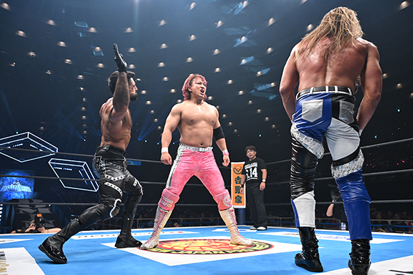 Umino Triumphs in three-way war to win global gold | NEW JAPAN PRO