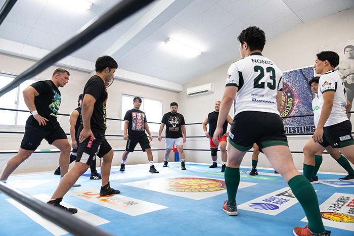ボルチン選手＆ウルフ選手が、ライオン株式会社ラグビー部『ライオン