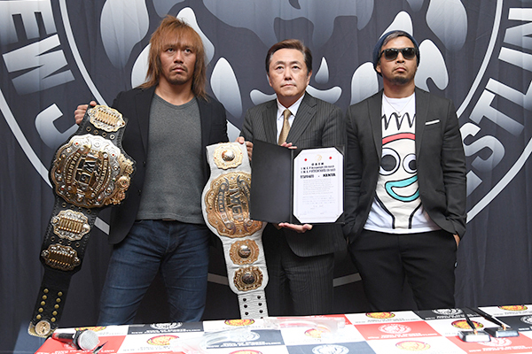 KENTA and Naito sign their New Beginning contract! | NEW JAPAN PRO
