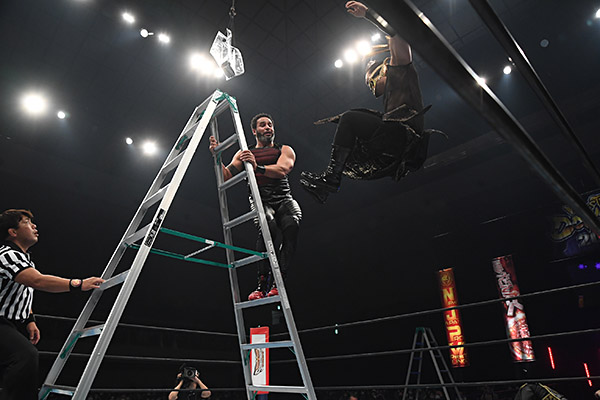 Taichi's success sees Iizuka rest at Dontaku | NEW JAPAN PRO-WRESTLING