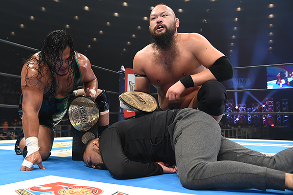 Cobb, O-Khan regain tag gold as Rocky has a rough night in Osaka