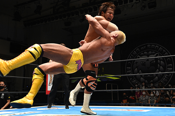 TenCozy reunite in Korakuen to best GBH | NEW JAPAN PRO-WRESTLING