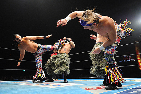 NEW JAPAN PRO-WRESTLING COMPLETE COLLEC… Amazon.com: NEW JAPAN PRO-WRESTLING COMPLETE COLLECTION-3