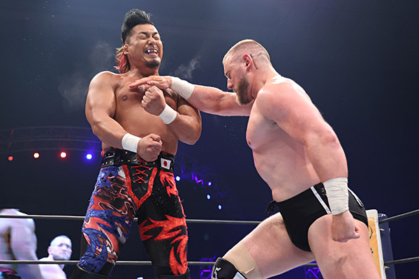 Shingo survives Kidd in NEVER war in Fukuoka | NEW JAPAN PRO
