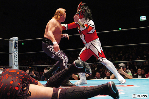 中西＆ライガーのベテランコンビが元新日本のAKIRA＆ヒロに快勝！【1月