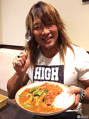 G124】棚橋弘至がCoCo壱番屋で「真夏の祭典カレー」を食べた!! 逸材の