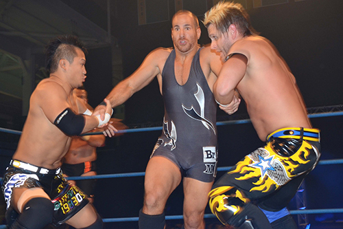 KUSHIDA＆シェリーがカナダ・BCWに参戦!! “タッグ4WAY”マッチで