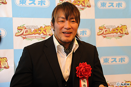 プロレスを次のステージへ！」 “MVP”棚橋弘至が喜びの声! 中邑、オカダ