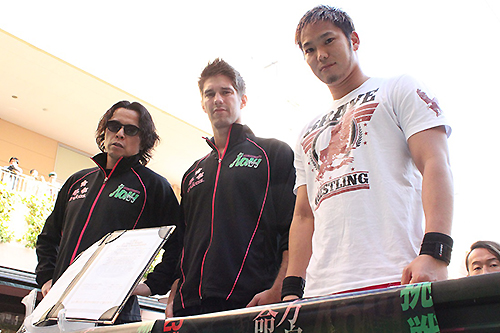 がんばったって夢は叶いません！」ノア・公開調印式で鈴木みのるが暴言