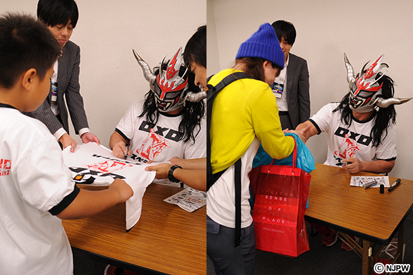 7月5日大阪城ホール大会当日、城見ホールで開催された「特盛サイン会