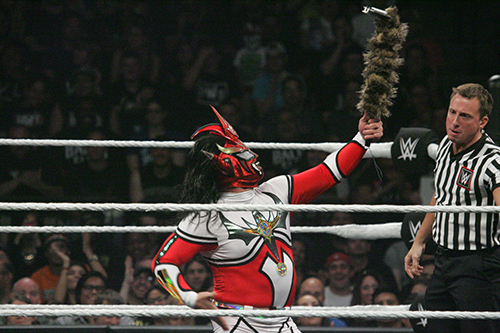 WWEファンが熱狂！ NXTのリングに“世界のレジェンド”獣神サンダー 