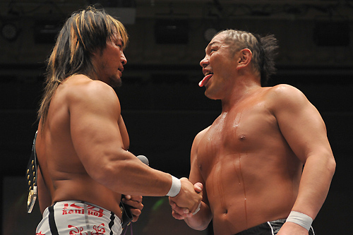 クリスマスイブ決戦は衝撃のバッドエンド! 鈴木みのるが“偽りの握手